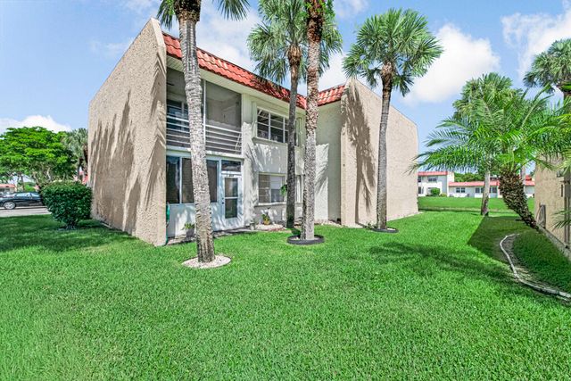 445 LAKE FRANCES Drive 445, West Palm Beach, FL 33411