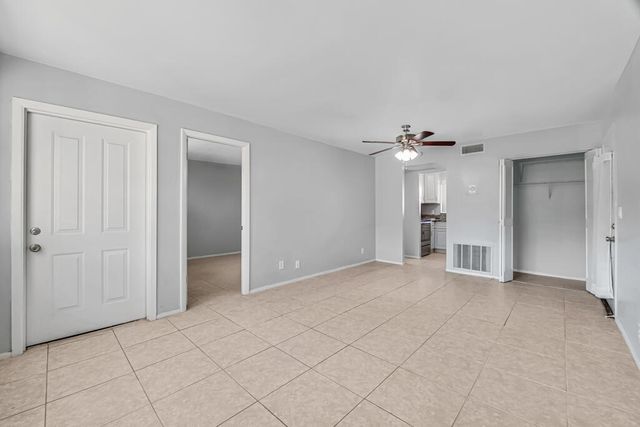445 LAKE FRANCES Drive 445, West Palm Beach, FL 33411