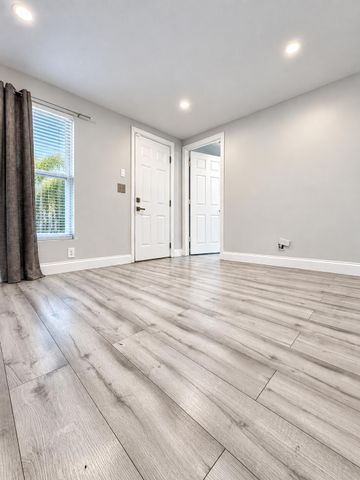 1028 18TH Street 0, West Palm Beach, FL 33407