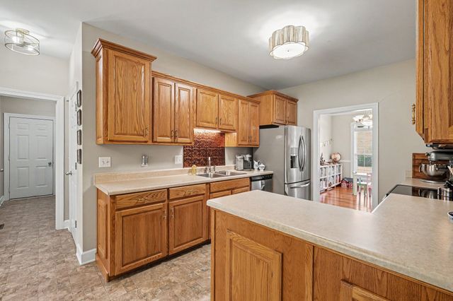 105 Blue Ribbon Trl, Christiana, TN 37037