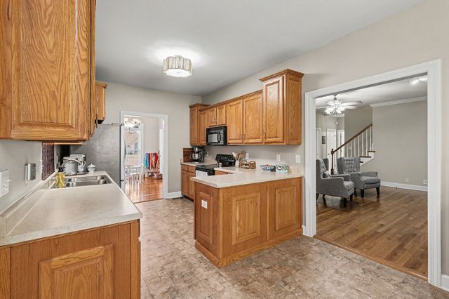 105 Blue Ribbon Trl, Christiana, TN 37037