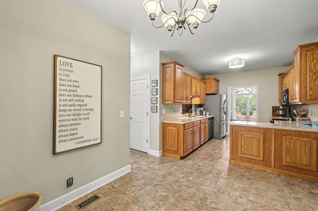 105 Blue Ribbon Trl, Christiana, TN 37037