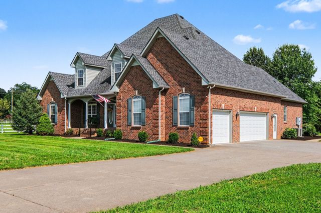 105 Blue Ribbon Trl, Christiana, TN 37037