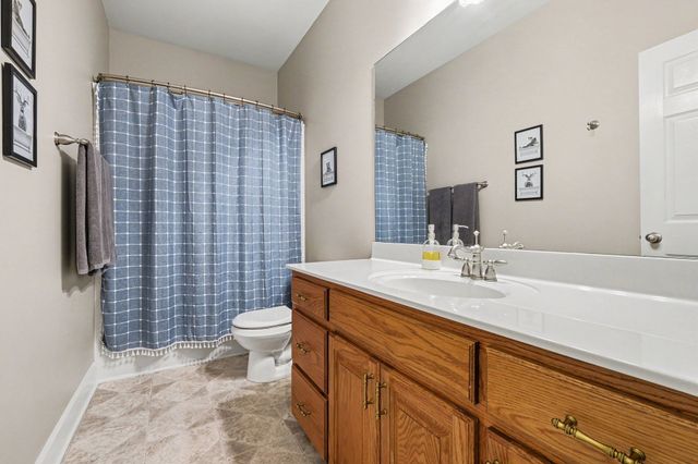 105 Blue Ribbon Trl, Christiana, TN 37037