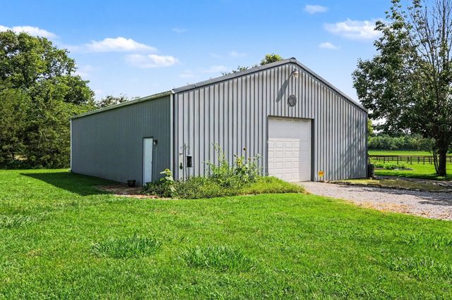 105 Blue Ribbon Trl, Christiana, TN 37037
