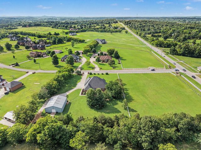 105 Blue Ribbon Trl, Christiana, TN 37037