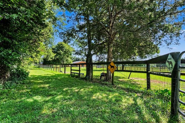 105 Blue Ribbon Trl, Christiana, TN 37037