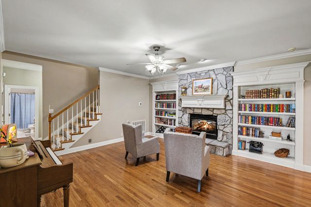 105 Blue Ribbon Trl, Christiana, TN 37037