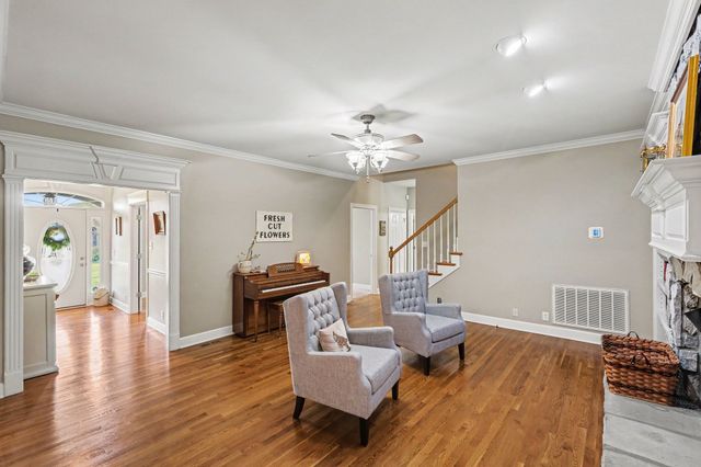 105 Blue Ribbon Trl, Christiana, TN 37037