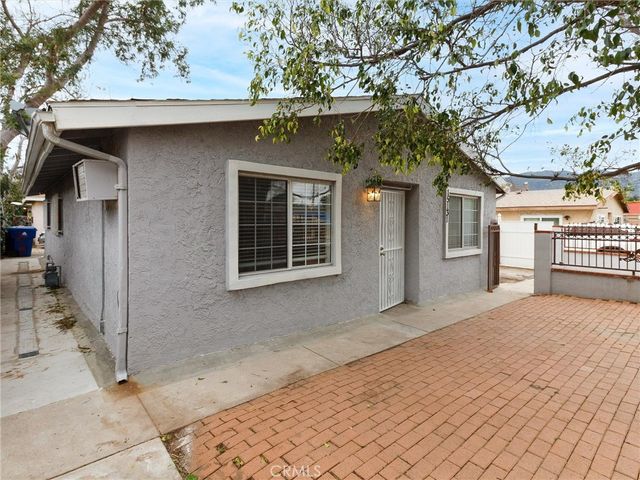 15131 Polk Street, Sylmar, CA 91342