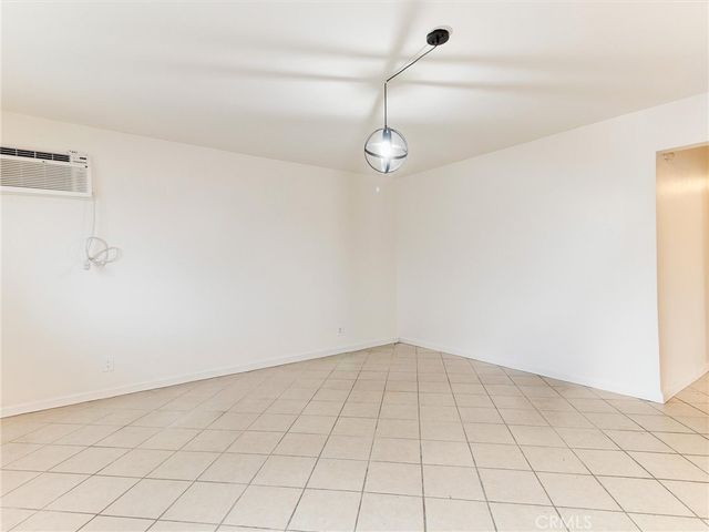 15131 Polk Street, Sylmar, CA 91342