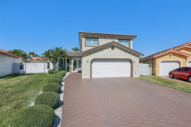 6173 NW 181st Terr Cir N, Hialeah, FL 33015