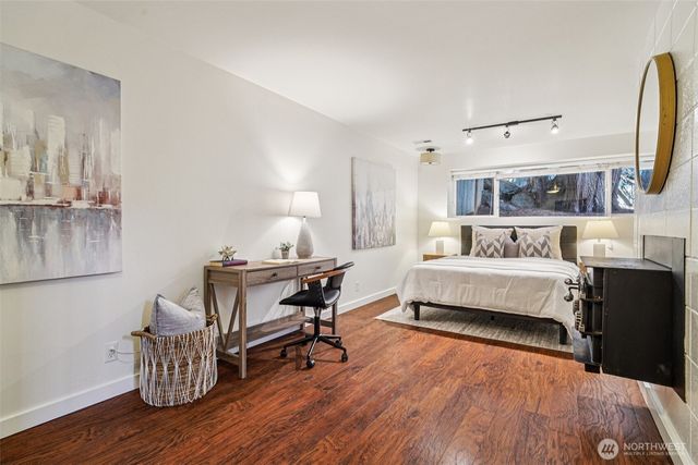 17841 4th Avenue NW, Shoreline, WA 98177