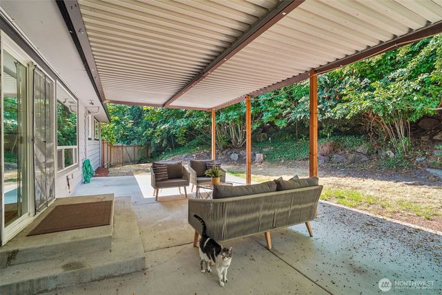 17841 4th Avenue NW, Shoreline, WA 98177