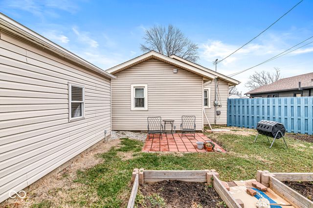 950 N Hawthorne Lane, Indianapolis, IN 46219