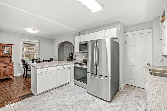 950 N Hawthorne Lane, Indianapolis, IN 46219