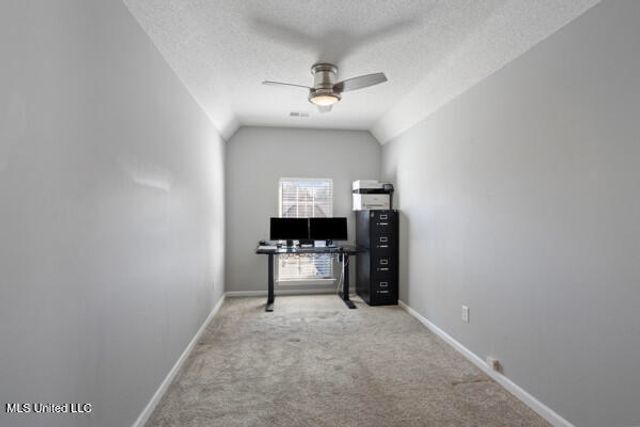 203 Fairway Trace Drive, Hernando, MS 38632