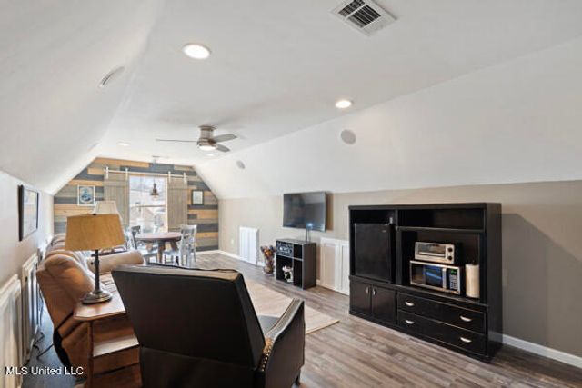 203 Fairway Trace Drive, Hernando, MS 38632