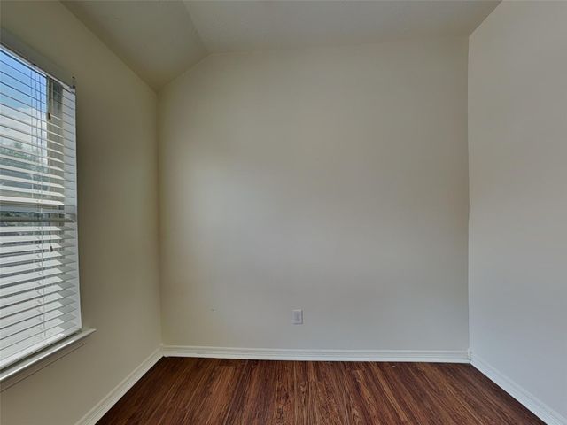 30622 N Sulphur Creek Drive, Magnolia, TX 77355