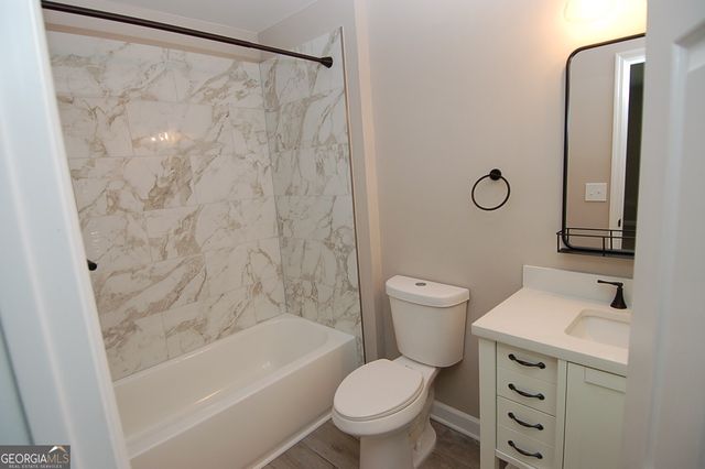 223 Triple Oaks Drive, Tucker, GA 30084