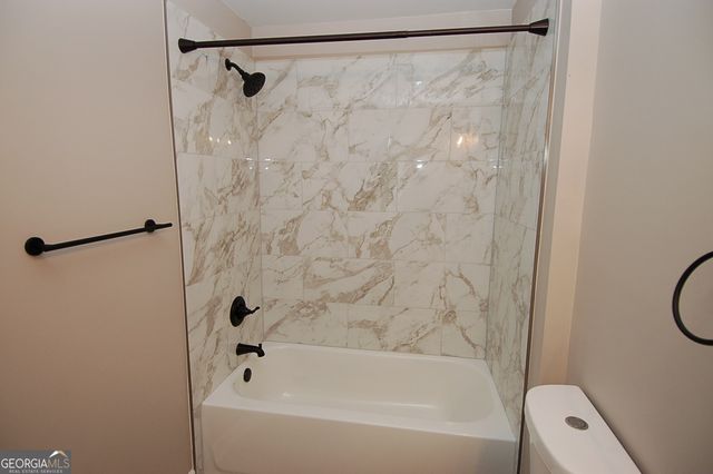 223 Triple Oaks Drive, Tucker, GA 30084