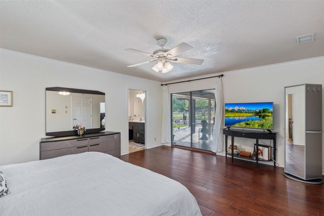 11721 Pine Creek Court, Fort Worth, TX 76008