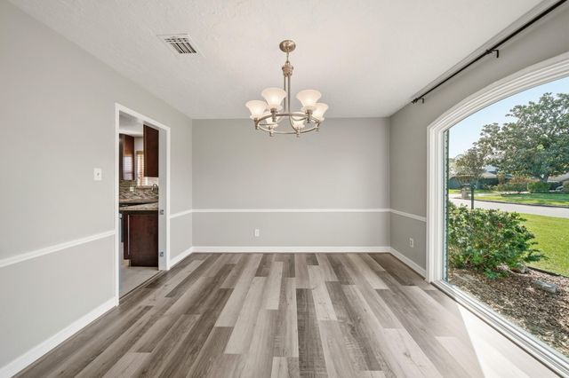 3002 Hampton Drive, Missouri City, TX 77459