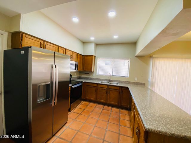 42 W HANCOCK Avenue, Gilbert, AZ 85233