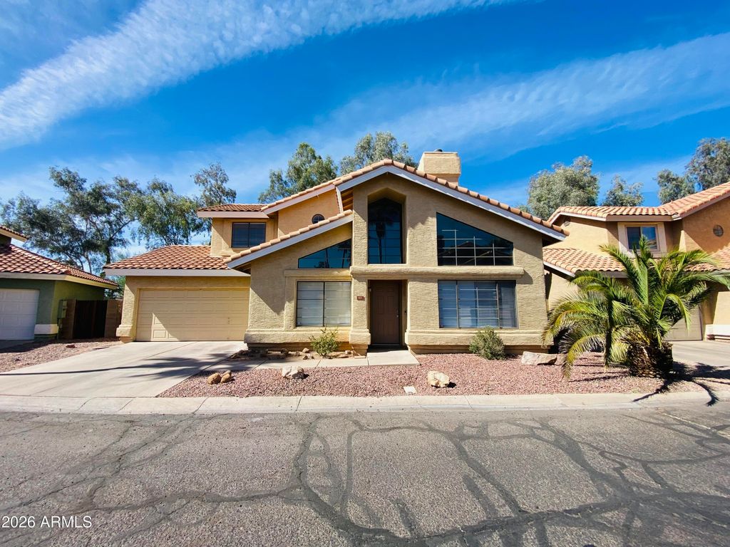 42 W HANCOCK Avenue, Gilbert, AZ 85233