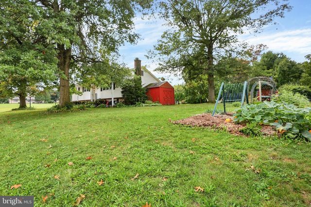 100 N FAIRVILLE AVE, Harrisburg, PA 17112
