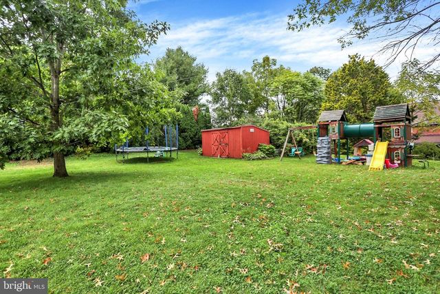 100 N FAIRVILLE AVE, Harrisburg, PA 17112
