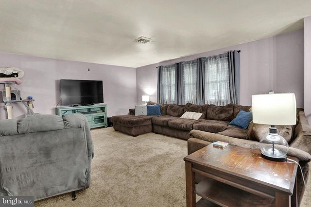 100 N FAIRVILLE AVE, Harrisburg, PA 17112