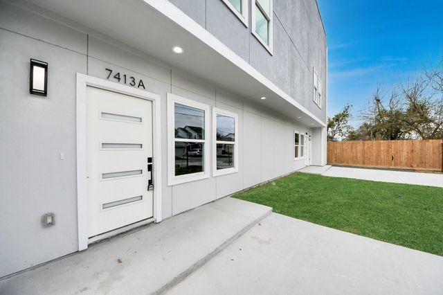 7413 N Star Street A, Houston, TX 77088