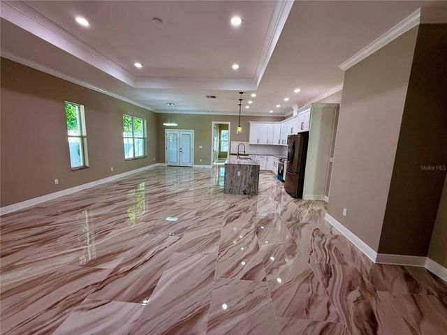 8511 N NEWPORT AVENUE, Tampa, FL 33604