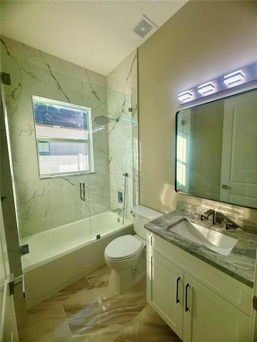 8511 N NEWPORT AVENUE, Tampa, FL 33604