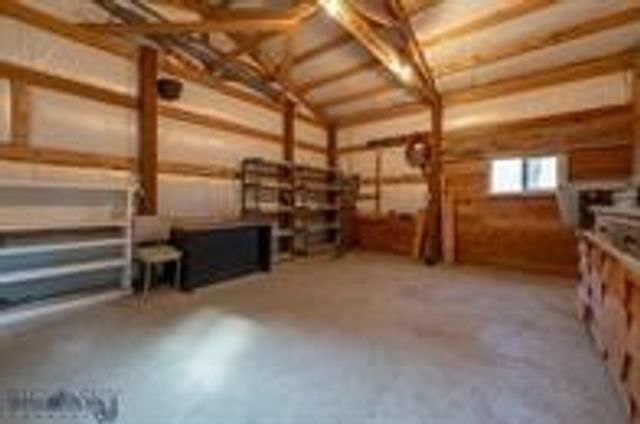 5042 US Highway 89 S, Livingston, MT 59047