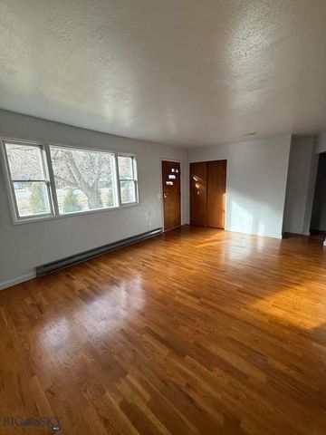 5042 US Highway 89 S, Livingston, MT 59047