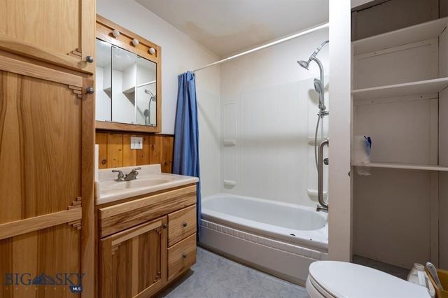 5042 US Highway 89 S, Livingston, MT 59047