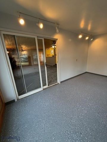 5042 US Highway 89 S, Livingston, MT 59047