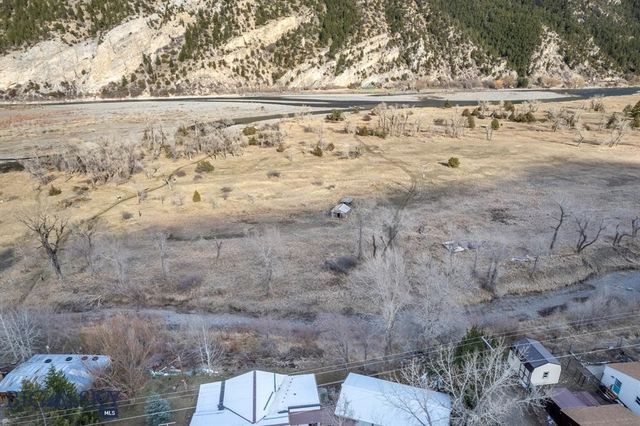 5042 US Highway 89 S, Livingston, MT 59047