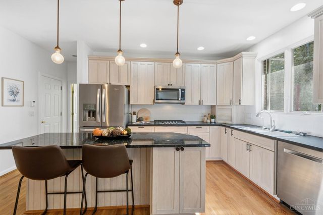 709 Deer Trail Court, Miami Twp, OH 45140