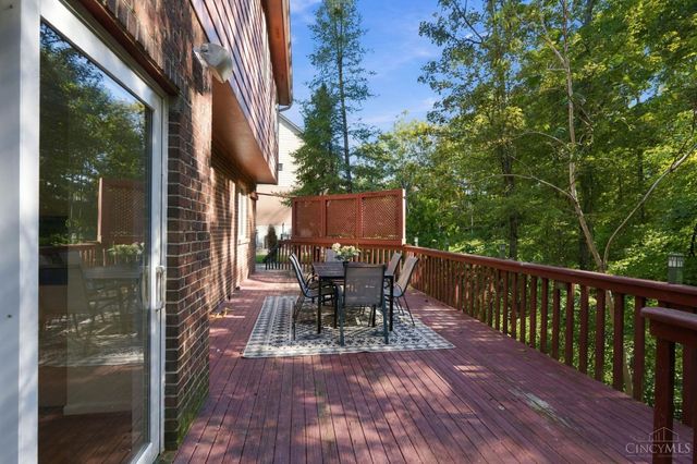 709 Deer Trail Court, Miami Twp, OH 45140