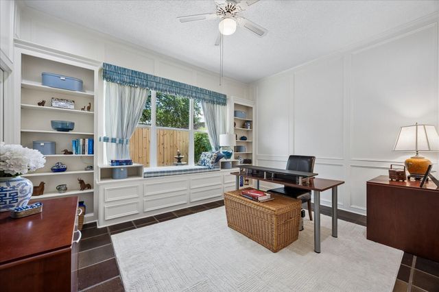 306 Gessner Road, Bunker Hill Village, TX 77024