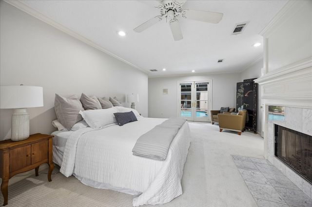 306 Gessner Road, Bunker Hill Village, TX 77024