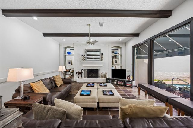 306 Gessner Road, Bunker Hill Village, TX 77024