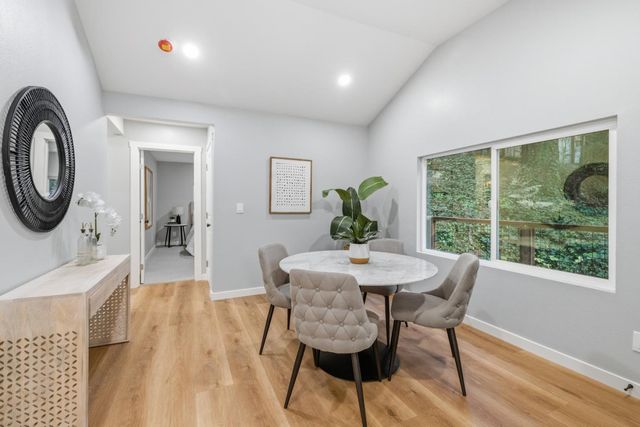 831 Hillcrest Drive, Felton, CA 95018