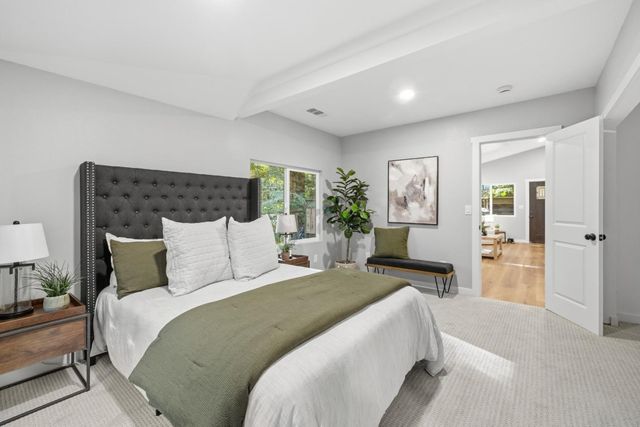 831 Hillcrest Drive, Felton, CA 95018