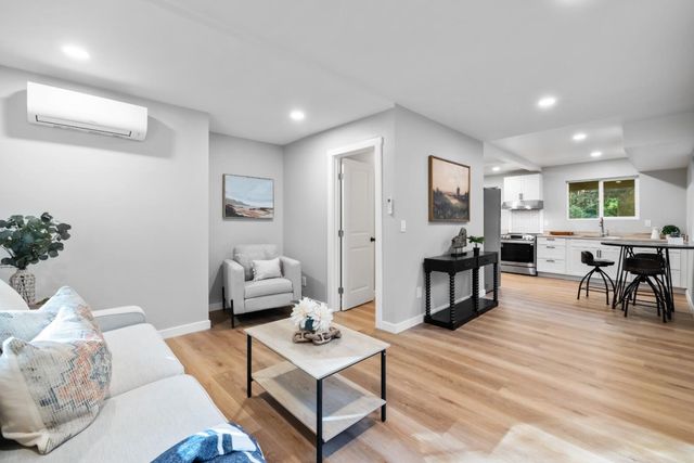 831 Hillcrest Drive, Felton, CA 95018