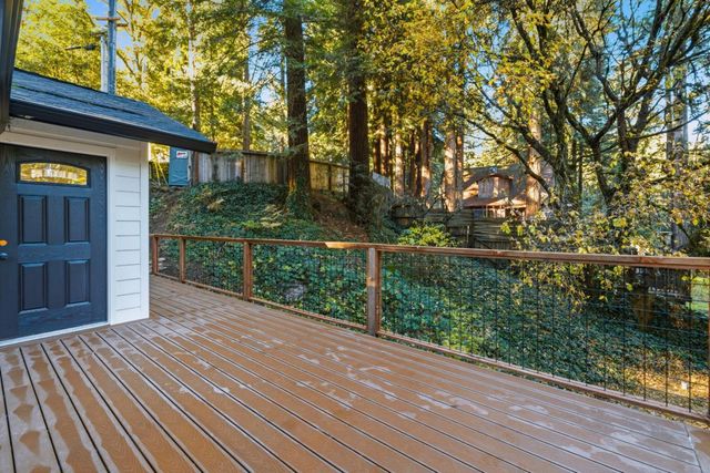 831 Hillcrest Drive, Felton, CA 95018