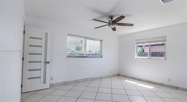 9741 NW 5th St 9741, Pembroke Pines, FL 33024